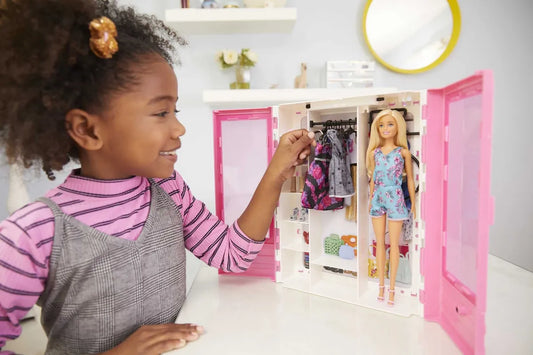 Barbie Fashionistas Ultimate Closet Portable Fashion Toy